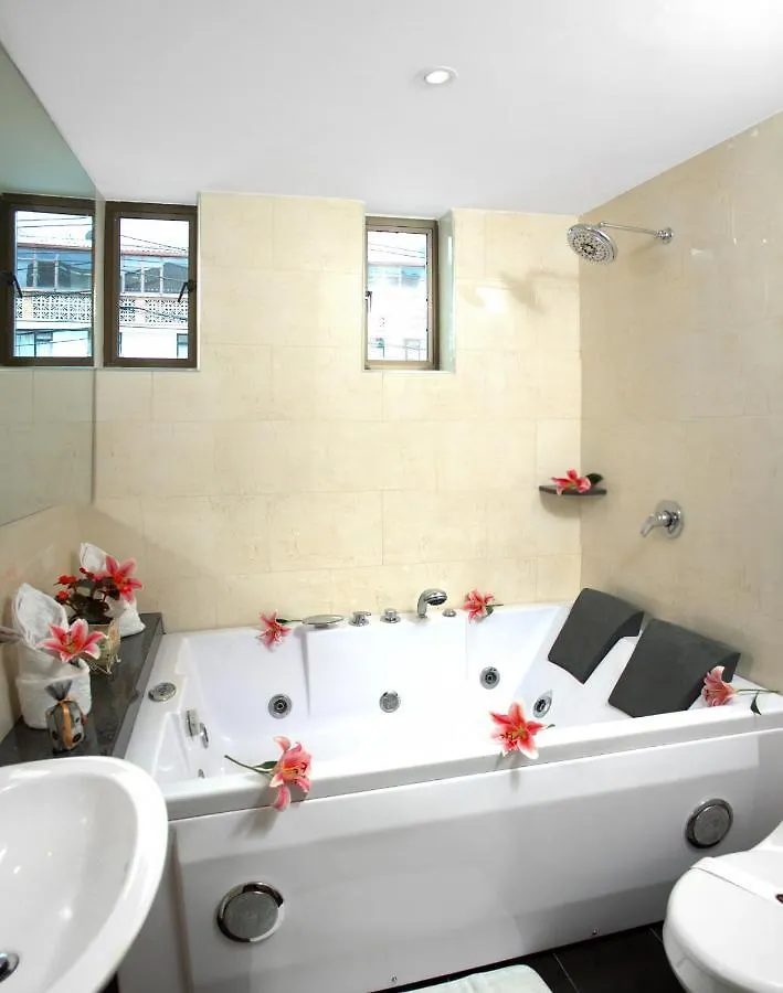 Hotel Casa Mahanaim Colferias, Bogota
